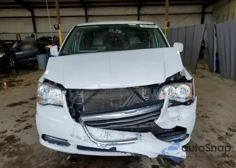 2016 Chrysler Town & Country Touring from USA, damaged, VIN 2C4RC1BG3GR206220